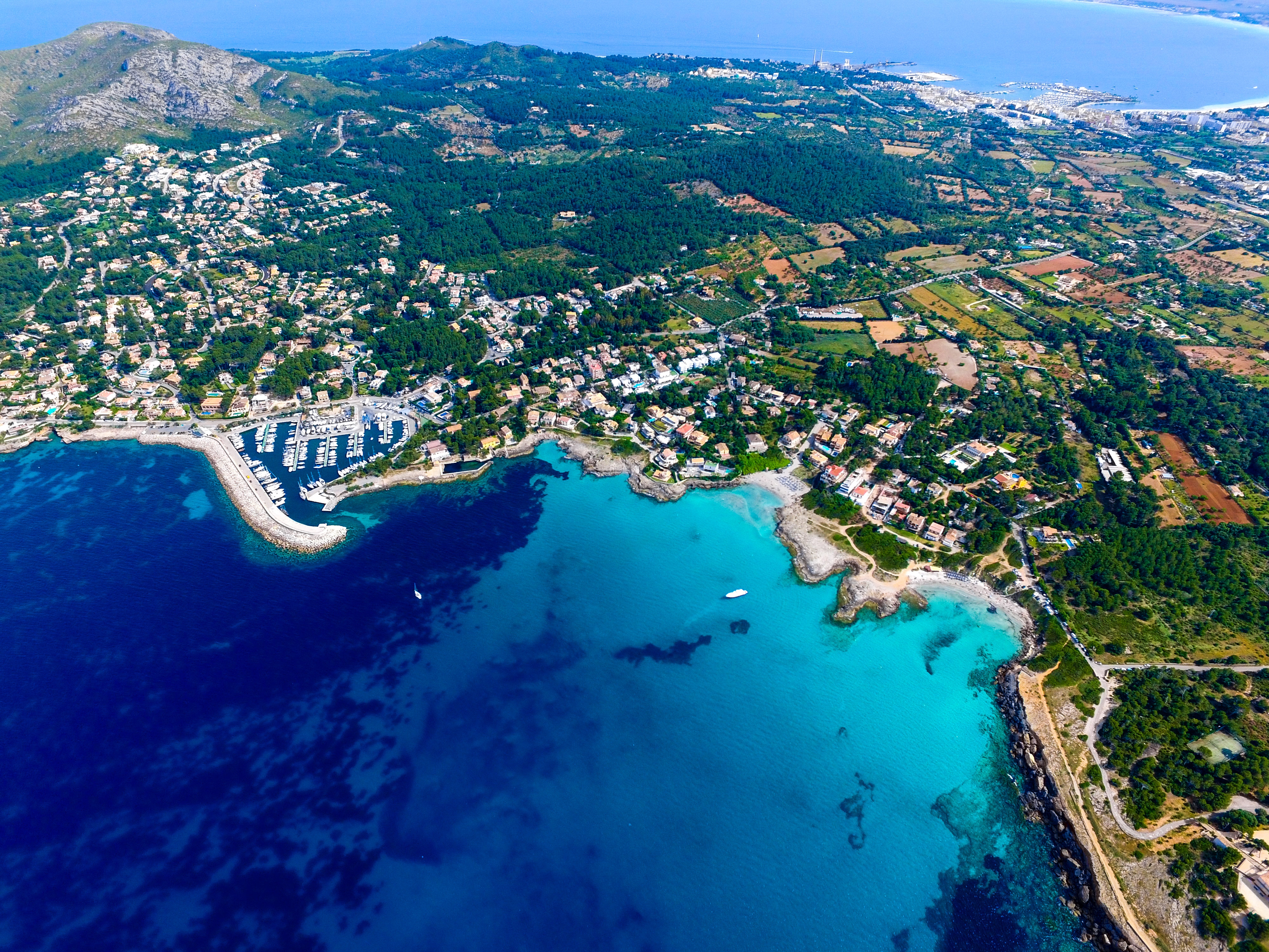 Luxusvillen Zum Verkauf Im Die Bucht Von Alcudia Mallorca Sotheby S